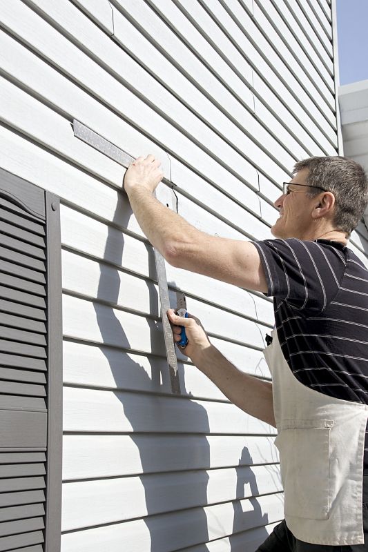 Seamless Vinyl Siding Application